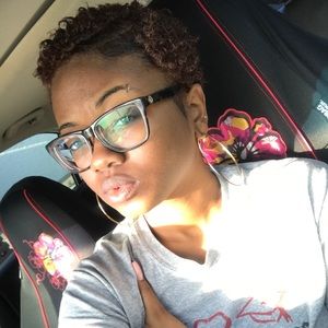 Meet your Posher, Tracee